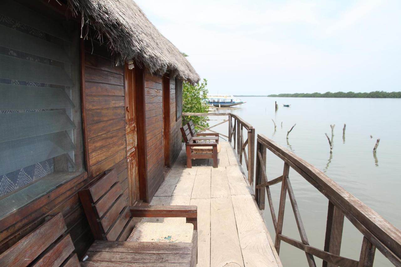 Bintang Bolong Lodge Exterior photo