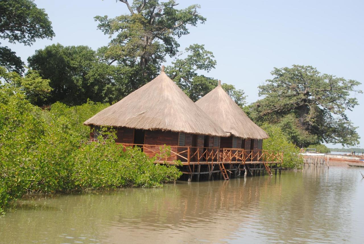 Bintang Bolong Lodge Exterior photo